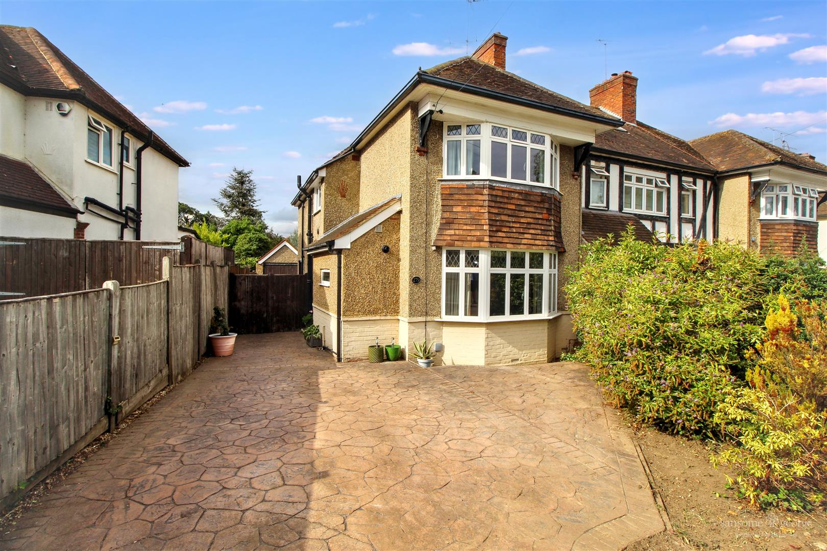 Norcot Road, Tilehurst, Reading